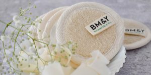 textured reusable cleansing pad