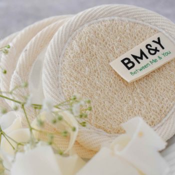 textured reusable cleansing pad