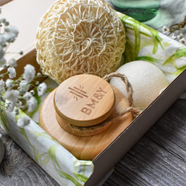 white konjac sponge, natural sisal sponge and one bamboo sisal bristle body brush
